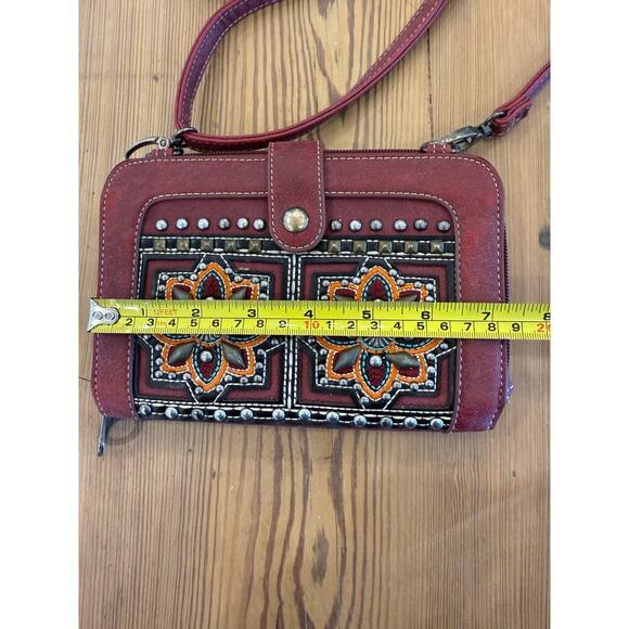 Montana West‎ Crossbody Red Western Studded - Picture 3 of 8
